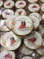 New Floral Design With Couple