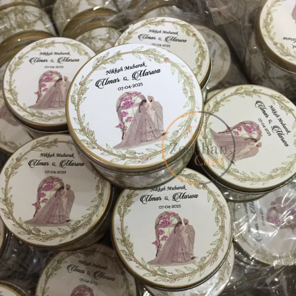 Couple Tin Box